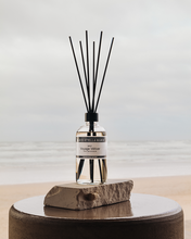 Afbeelding in Gallery-weergave laden, Fragrance Sticks No.07 Voyage Vetiver 250ml