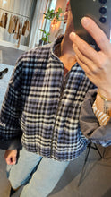 Afbeelding in Gallery-weergave laden, CIDORE Woolen check bomber jacket blue check