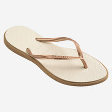 Afbeelding in Gallery-weergave laden, Havaianas slim point | gold beige