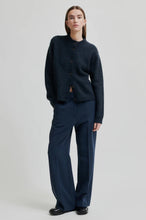 Afbeelding in Gallery-weergave laden, EVIE classic trousers blauw