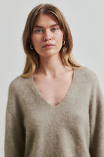 Afbeelding in Gallery-weergave laden, CAMRYN trui