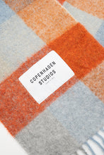 Afbeelding in Gallery-weergave laden, CPH SHAWL 2