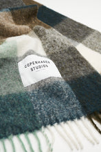 Afbeelding in Gallery-weergave laden, CPH SHAWL 2