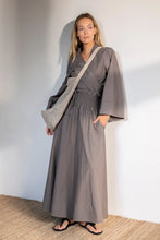 Afbeelding in Gallery-weergave laden, IELIES kimono sleeve wrap top