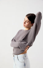 Afbeelding in Gallery-weergave laden, LIUCITY trui