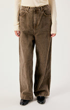 Afbeelding in Gallery-weergave laden, OSHOW jeans