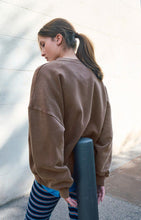 Afbeelding in Gallery-weergave laden, PLIZZY sweater