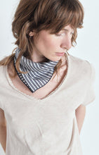 Afbeelding in Gallery-weergave laden, SONOMA t-shirt