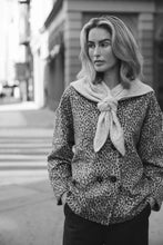 Afbeelding in Gallery-weergave laden, CAULIEZ Jacquard animal blazer