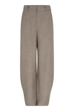 Afbeelding in Gallery-weergave laden, CLENDIS Tappered button detail pants