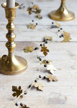 Afbeelding in Gallery-weergave laden, Garland oak black berries