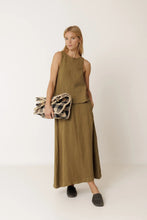 Afbeelding in Gallery-weergave laden, LONG LINEN SKIRT - falda
