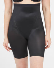 Afbeelding in Gallery-weergave laden, Thinstincts 2.0 High-Waisted Mid-Thigh Short