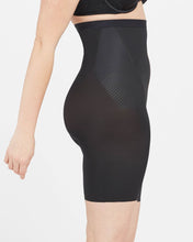 Afbeelding in Gallery-weergave laden, Thinstincts 2.0 High-Waisted Mid-Thigh Short