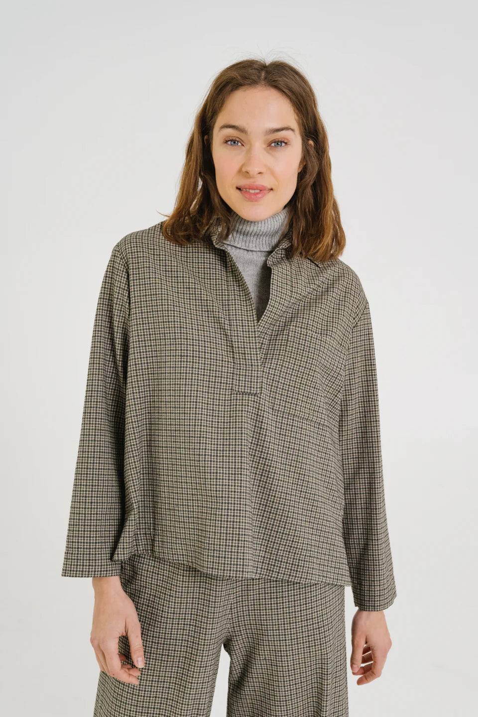 MAELIE scottie blouse