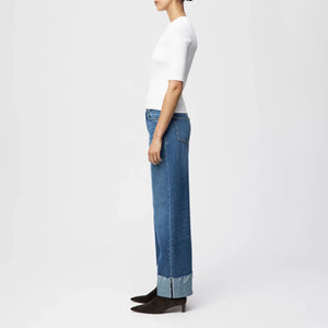 SELAY top