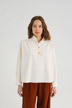 Afbeelding in Gallery-weergave laden, EMMA crema blouse
