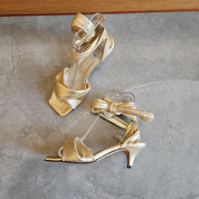 Afbeelding in Gallery-weergave laden, SARA champange sandalette
