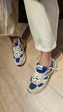 Afbeelding in Gallery-weergave laden, WAIROA | jeans sand sneakers
