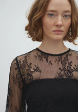 Afbeelding in Gallery-weergave laden, MARIELLE lace top
