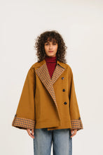Afbeelding in Gallery-weergave laden, VIENETTA reversible trench
