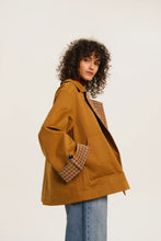 Afbeelding in Gallery-weergave laden, VIENETTA reversible trench
