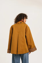 Afbeelding in Gallery-weergave laden, VIENETTA reversible trench
