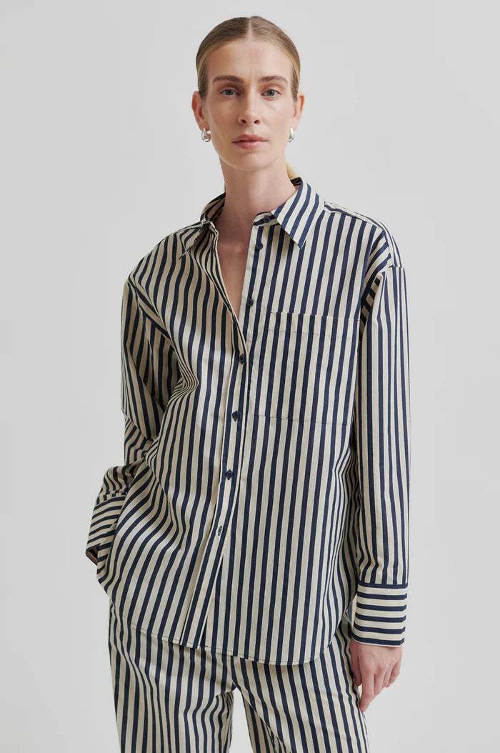 AILA blouse