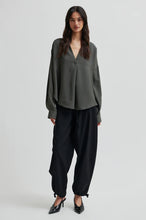 Afbeelding in Gallery-weergave laden, TIMELINE blouse
