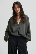 Afbeelding in Gallery-weergave laden, TIMELINE blouse

