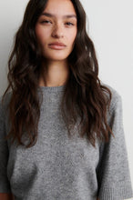 Afbeelding in Gallery-weergave laden, AMALA KNIT

