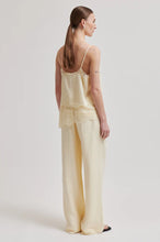 Afbeelding in Gallery-weergave laden, WILINA STRAP TOP
