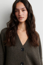 Afbeelding in Gallery-weergave laden, ALPHA KNIT monogram cardigan
