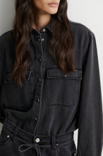 Afbeelding in Gallery-weergave laden, IRVANA denim shirt

