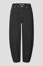 Afbeelding in Gallery-weergave laden, LOANA denim barrel jeans
