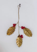 Afbeelding in Gallery-weergave laden, Holly Berry wood
