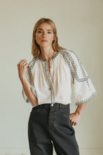 Afbeelding in Gallery-weergave laden, BELL-SLEEVE SHIRT
