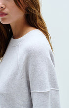 Afbeelding in Gallery-weergave laden, ATUBAY sweater
