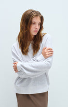 Afbeelding in Gallery-weergave laden, ATUBAY sweater
