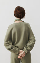 Afbeelding in Gallery-weergave laden, IZUBIRD sweater

