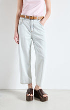 Afbeelding in Gallery-weergave laden, JOYBIRD BOYFRIEND jeans
