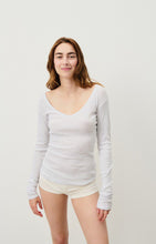 Afbeelding in Gallery-weergave laden, MASSACHUSETTS shirt licht grijs
