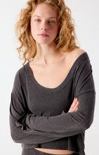 Afbeelding in Gallery-weergave laden, POJY trui
