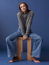 Afbeelding in Gallery-weergave laden, STAR denim pants
