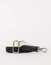 Afbeelding in Gallery-weergave laden, Webbing Strap striped black / white / black leather
