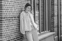 Afbeelding in Gallery-weergave laden, IANN fake fur gilet
