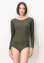 Afbeelding in Gallery-weergave laden, Perfect Line Cashmere - T-Shirt Long Sleeve leger groen
