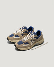 Afbeelding in Gallery-weergave laden, WAIROA | jeans sand sneakers
