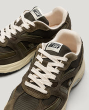 Afbeelding in Gallery-weergave laden, WAIROA | jeans sand sneakers
