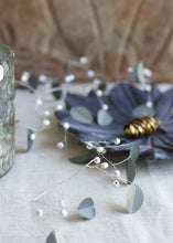 Afbeelding in Gallery-weergave laden, Garland zinc white berries
